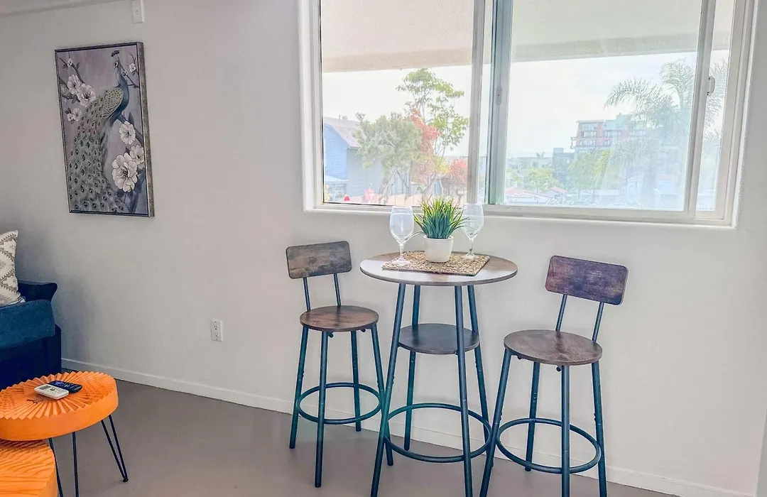 Little Italy Modern Lofts-1